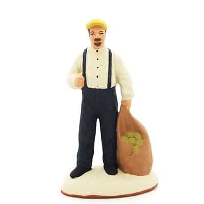 santon de provence peint à la main homme pommes de terre