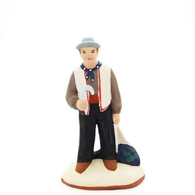 santon de provence peint à la main homme serpe lavande