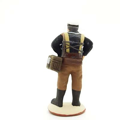 distillateur et son alambic santon de Provence peint à la main dos