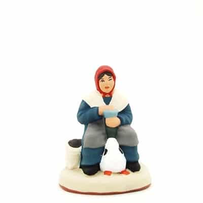 santon peint à la main gaveuse d'oie