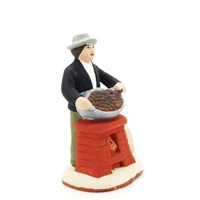 santon de provence peint à la main marchand de marrons profil