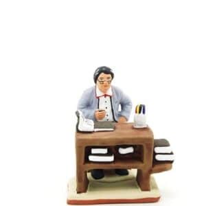 Ecrivain assis à son pupitre peint à la main santon de provence