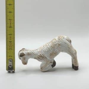 Mouton pattes pliées