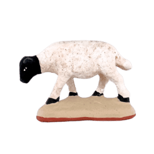 Mouton qui broute tête noire