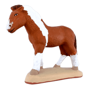 Cheval marron pattes blanches
